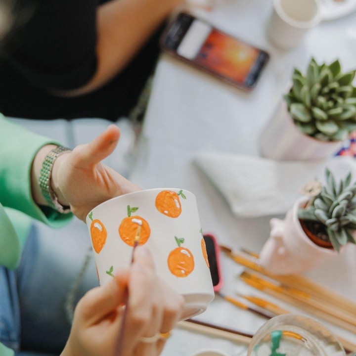Kolibri Creatives | Paint Kit For Painting 8 Flower Pots + Succulents | For At Least 4 People | Creative Visionary